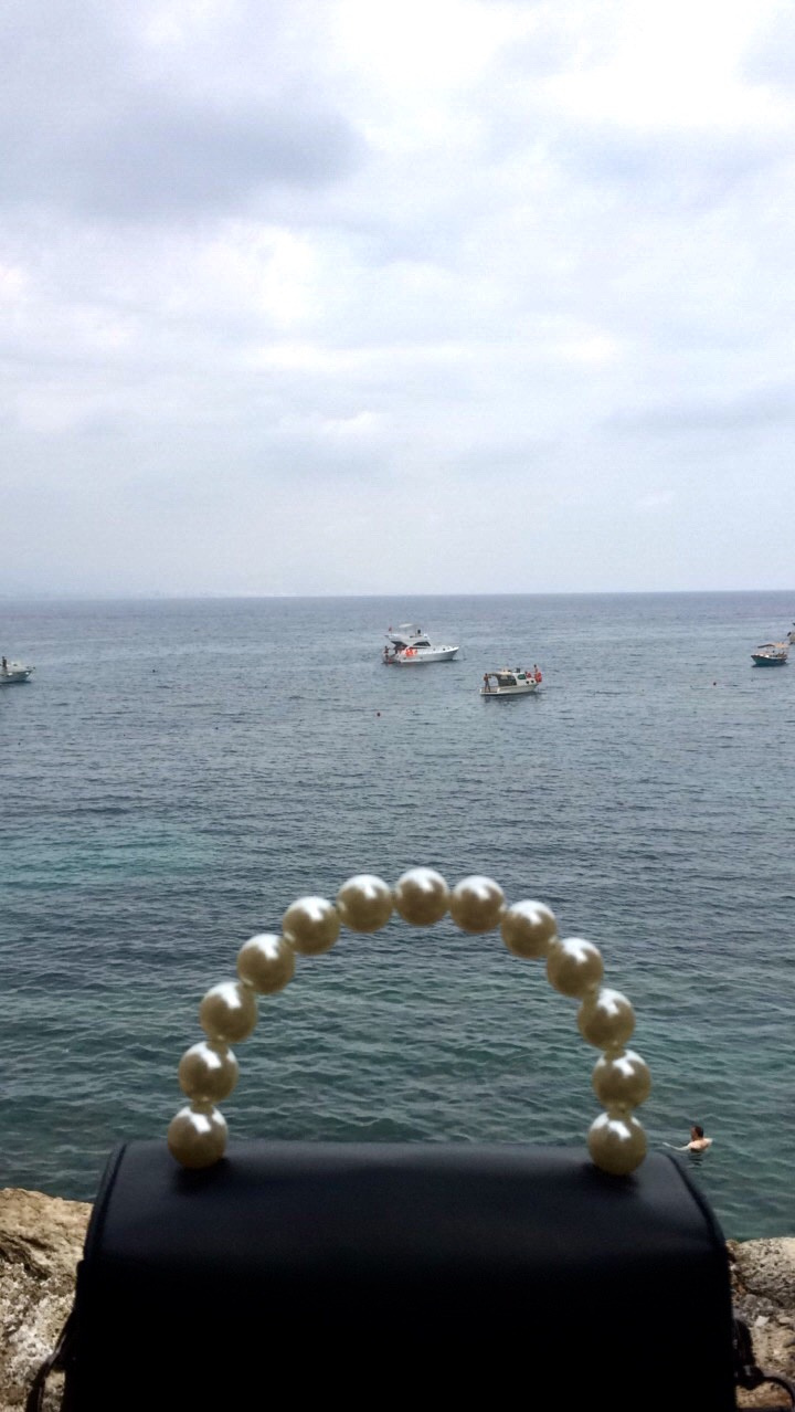  pearls by the sea