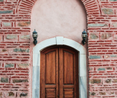 Eski kapılar 