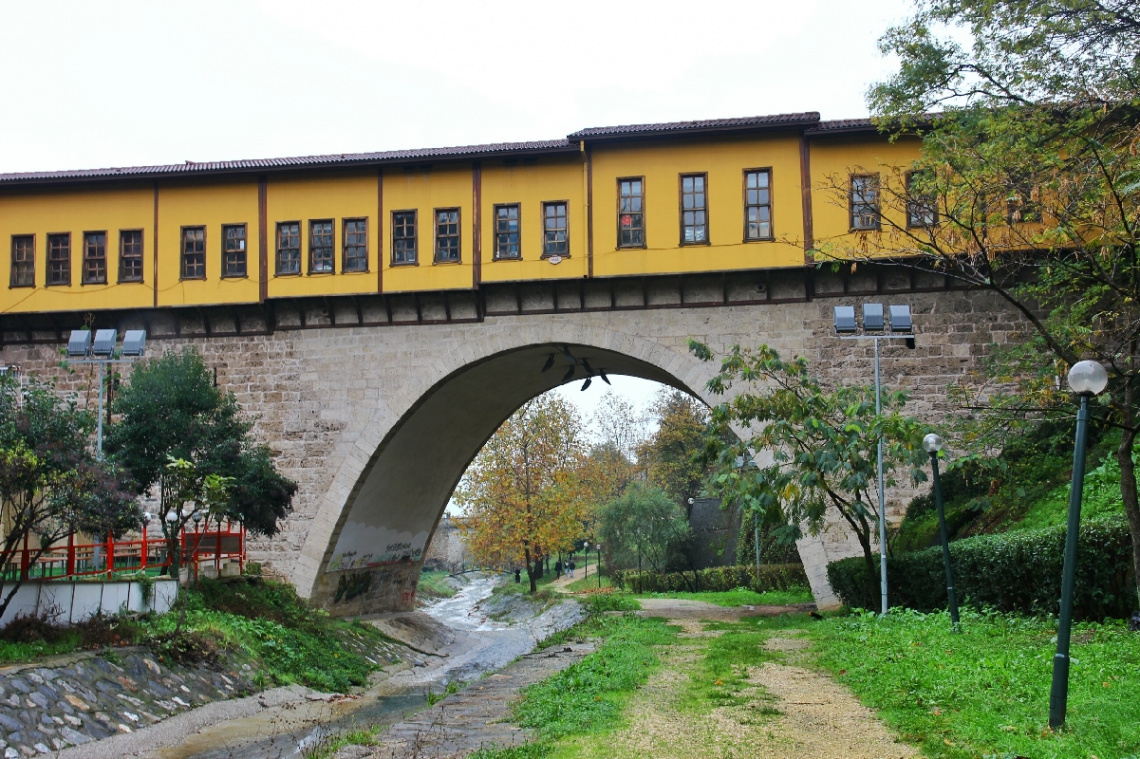 Bursa Irgandı Köprüsü Çarşısı